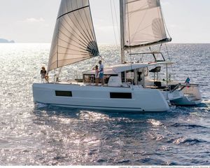 Lagoon 40