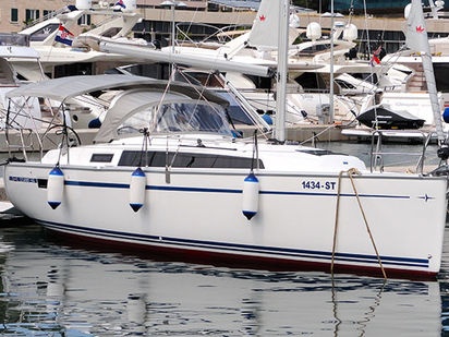Voilier Bavaria Cruiser 34 · 2018 · Tonkica (0)