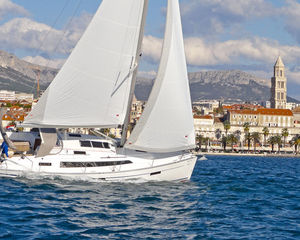 Bavaria Cruiser 37