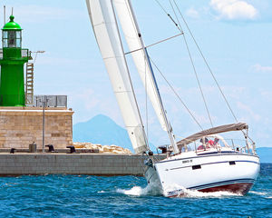 Bavaria Cruiser 37