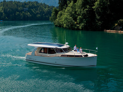 Motorboot Greenline E drive 33 · 2021 (0)