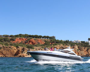 Pershing 43