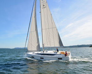 Bavaria C42