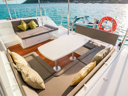 Catamaran Lagoon 450 F · 2017 · Lluna (1)