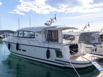 Barco a motor Nimbus 405 · 2024 (0)