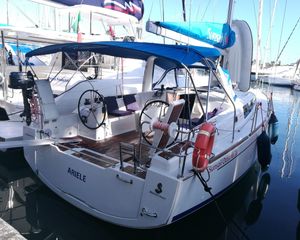 Beneteau Oceanis 38.1