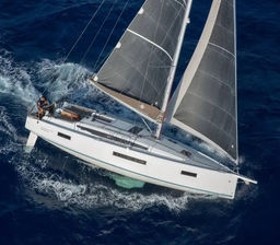 Sailboat Jeanneau Sun Odyssey 410 · 2024