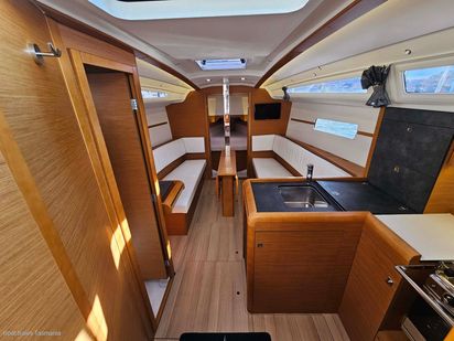 Segelboot Jeanneau Sun Odyssey 349 · 2018 · DNA (1)