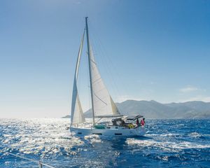Dufour 470