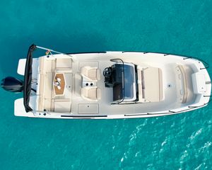 Quicksilver Activ 805 Open