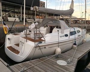 Hanse 325