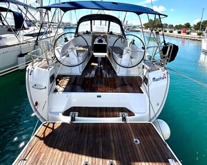 Bavaria Cruiser 37