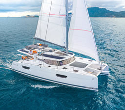 Catamaran Fountaine Pajot Tanna 47 · 2025