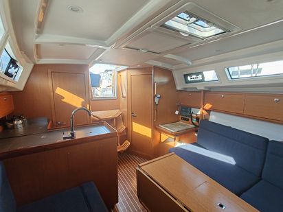 Sailboat Bavaria Cruiser 34 · 2017 · Tintilinić (1)