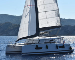 Fountaine Pajot Isla 40