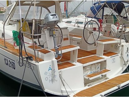 Sailboat Beneteau Oceanis 38 · 2017 · Ánemos (1)