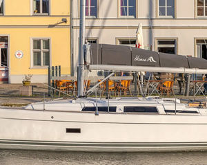 Hanse 348