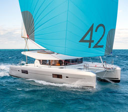 Catamaran Lagoon 42 · 2025