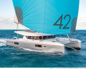 Lagoon 42