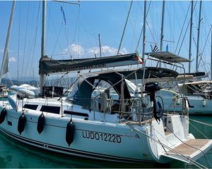 Hanse 348