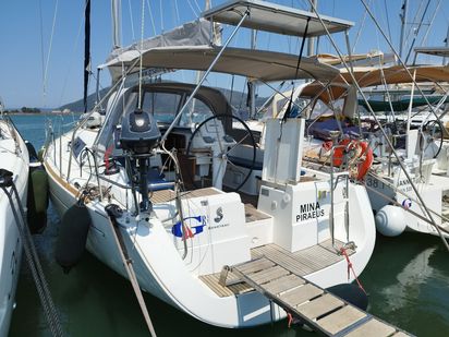 Sailboat Beneteau Oceanis 37 · 2011 (0)