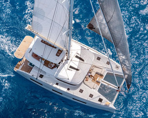 Lagoon 55