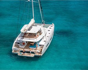 Lagoon 55
