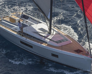 Beneteau Oceanis 51.1