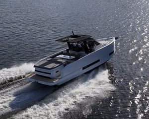 De Antonio D32