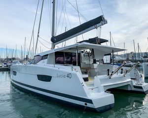 Fountaine Pajot Lucia 40