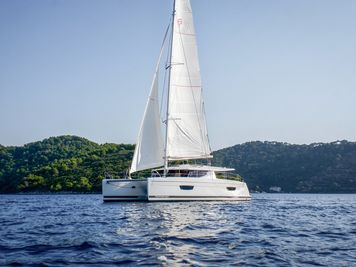 Katamaran Fountaine Pajot Helia 44 · 2018