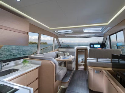 Motorboat Greenline E drive 39 · 2024 · VIVALDI (1)