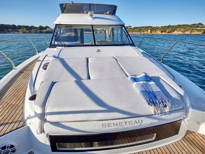 Bateau à moteur Beneteau Antares 11 OB FLY · 2025 (réarmé 2025) · Beneteau Antares (1)