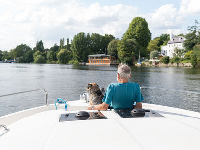 Houseboat Delphia Poseidon 45 · 2025 · 70 (1)