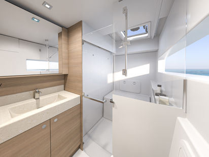 Catamaran Lagoon 380 · 2025 · FURIA (1)