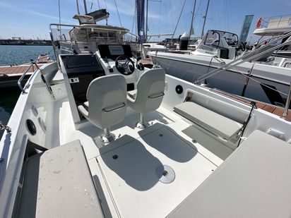 Barco a motor Beneteau Flyer 8 SPACEdeck · 2023 · PEPOT (1)