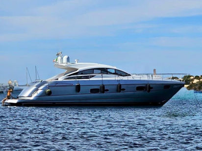 Motorboat Pershing 56 · 2013 · Pershing 58 (1)