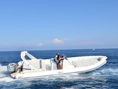 ALTAMAREA WAVE 27, 250 CV (1)