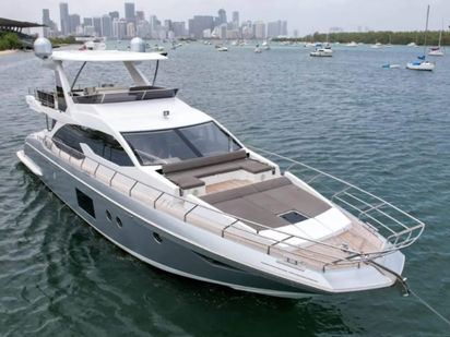 Bateau à moteur Azimut 68 · 2017 (réarmé 2022) · Velora (1)