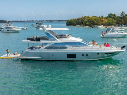 Bateau à moteur Azimut 68 · 2017 (réarmé 2022) · Velora (0)