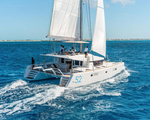 Lagoon 52