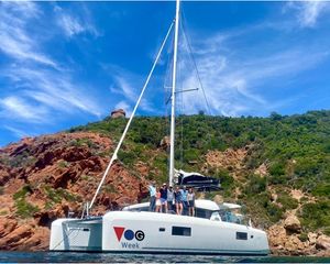Lagoon 42