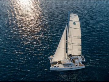 Catamarán Lagoon 50 · 2018