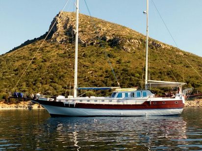 Barco a motor Custom Motorsailer · 1993 (0)