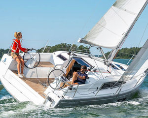 Beneteau Oceanis 30.1