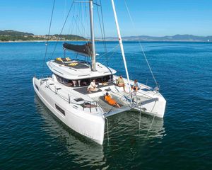 Lagoon 43