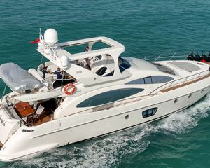 Azimut 68