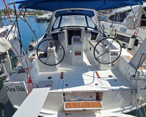 Beneteau Oceanis 38.1