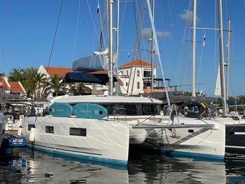 Catamarán Lagoon 46 · 2022