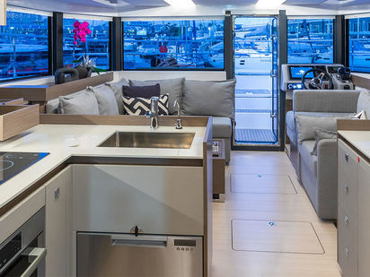 Motorcatamaran Leopard 40 PC · 2024 · 6412870450000102903 (1)